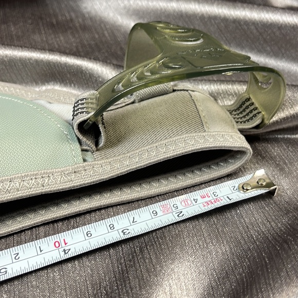 NATHAN RUNNING HYDRATION BELT Trail Mix Hydration Gray Adjustable Unisex - Picture 9 of 11